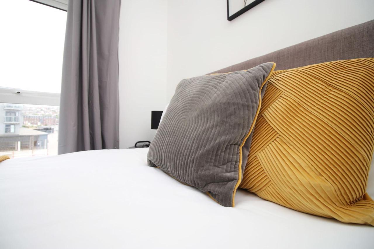 Beachview By Mia Living Close To Beach, Free Parking, Modern 2 Bedroom Apartment Barry Εξωτερικό φωτογραφία